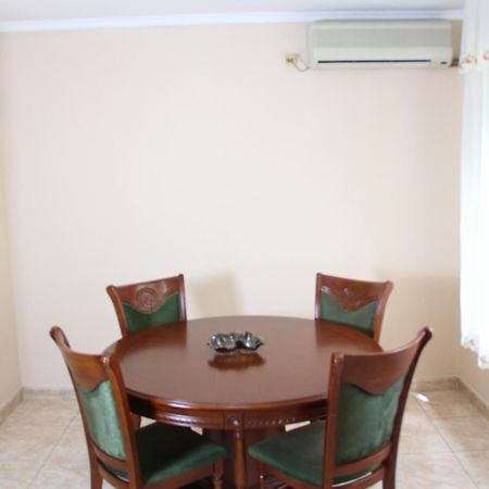 Apartment Luka Kotor Exteriör bild