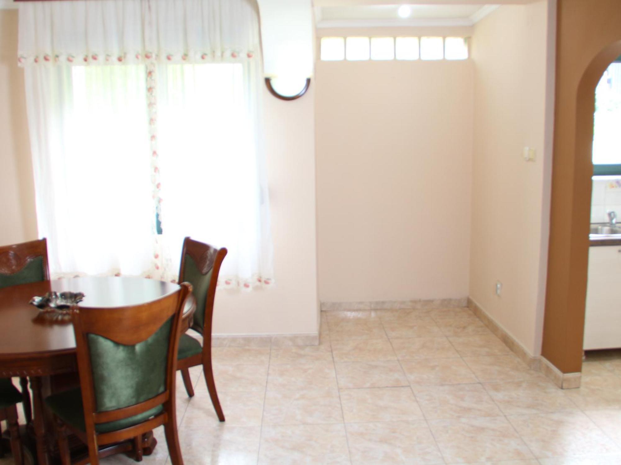 Apartment Luka Kotor Exteriör bild